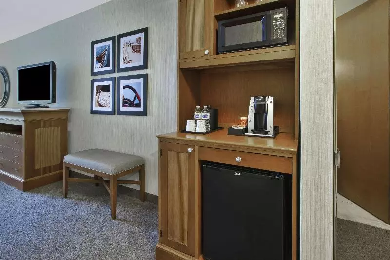 اتاق پرمیوم, Hilton Garden Inn Portland Downtown Waterfront