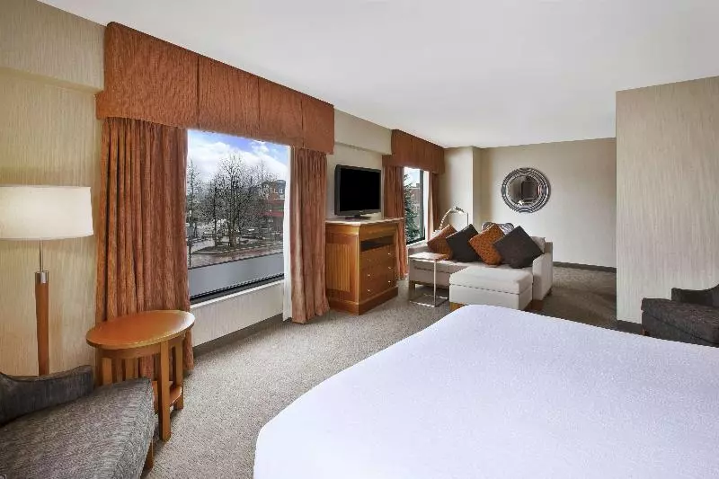 اتاق استاندارد, Hilton Garden Inn Portland Downtown Waterfront