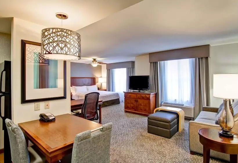 キングサイドベッドのスタンダードワンルーム, Homewood Suites By Hilton Bentonvillerogers