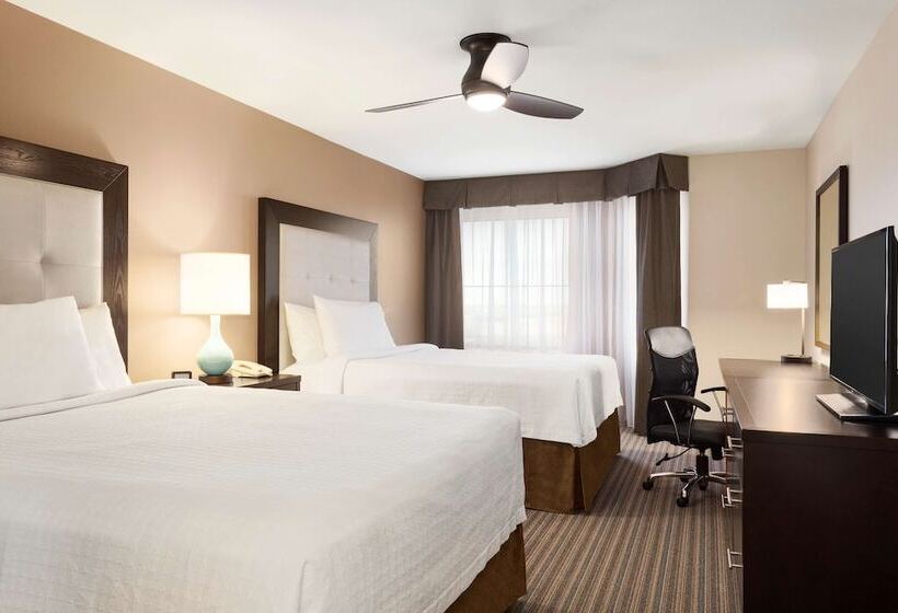 スイート, Homewood Suites By Hilton Fargo