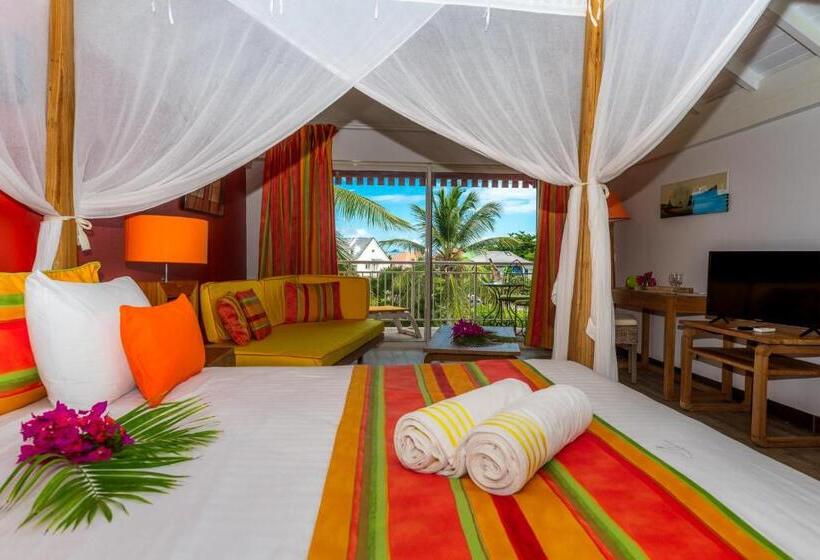 سوییت جونیور, Orient Bay Palm Court Residence 4 Stars