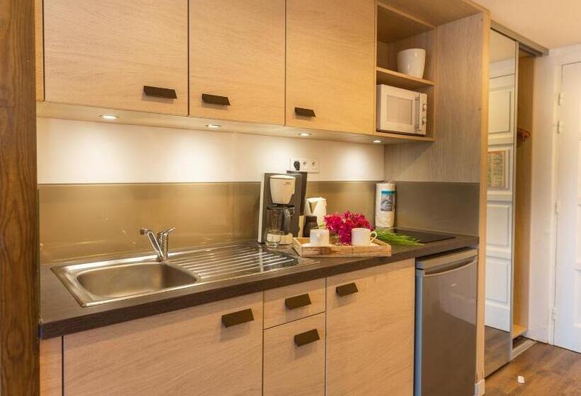 سوییت جونیور, Orient Bay Palm Court Residence 4 Stars