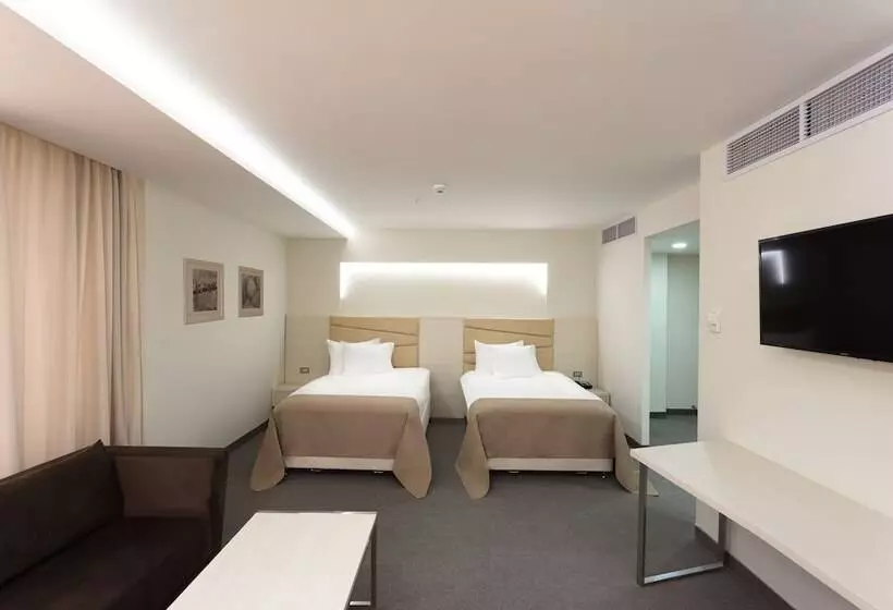 اتاق سوپریور, President Hotel By Hrazdan Hotel Cjsc