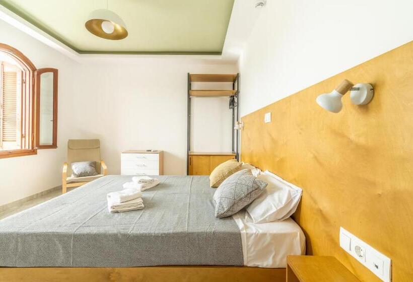 غرفة قياسية, Prince Of Lillies