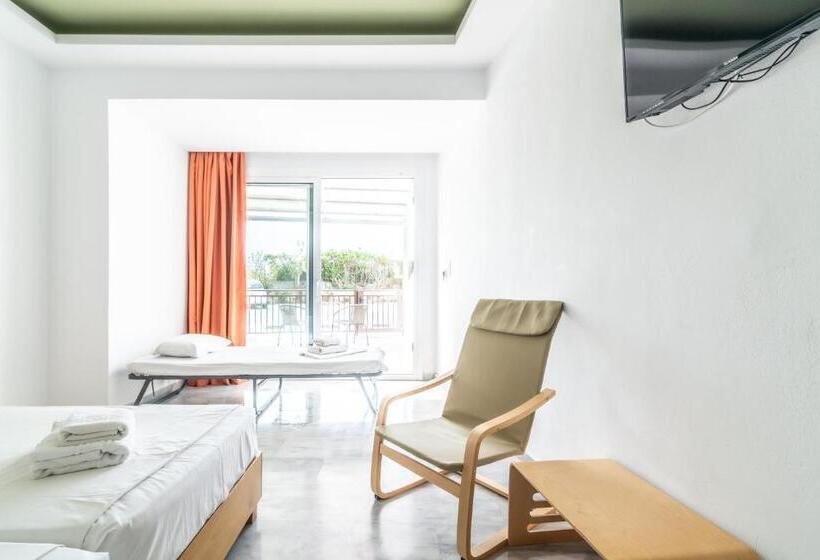 غرفة سوبيريور, Prince Of Lillies