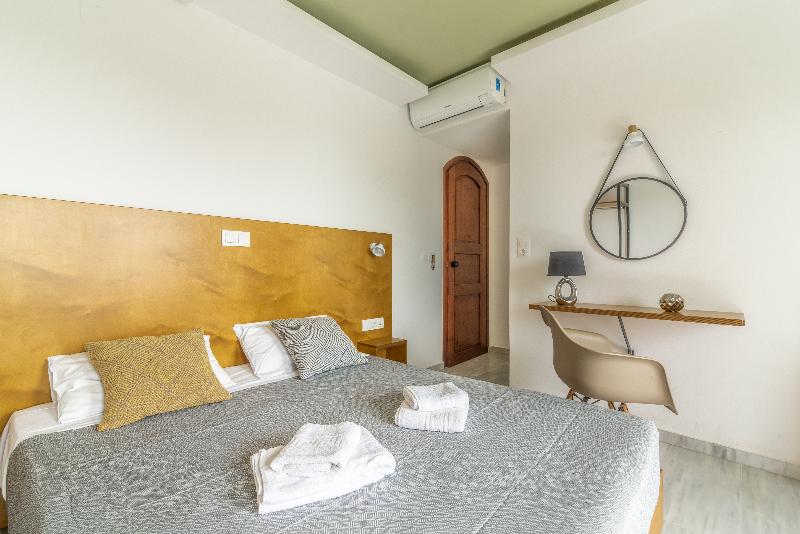 غرفة قياسية, Prince Of Lillies