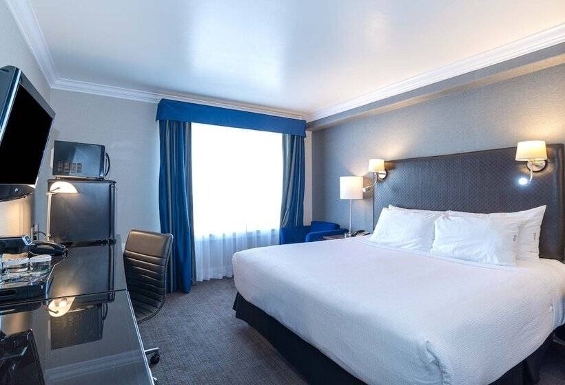 ダブルベッドスタンダードルーム, Sandman Signature Edmonton South