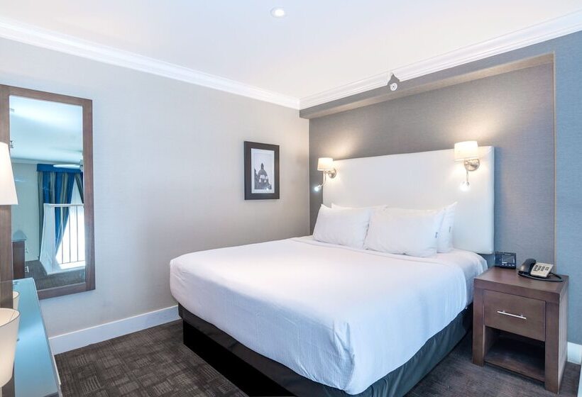 ダブルベッドスタンダードルーム, Sandman Signature Edmonton South