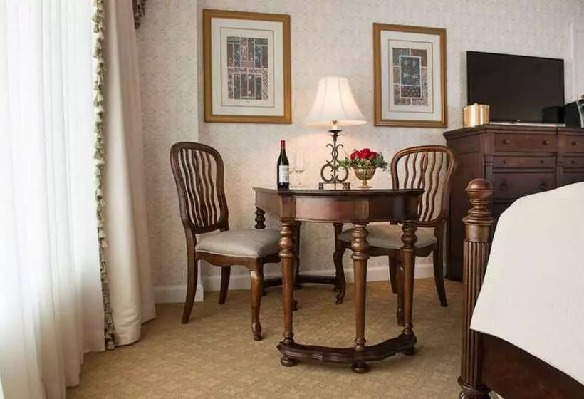 デラックスルーム, The Inn On Biltmore Estate