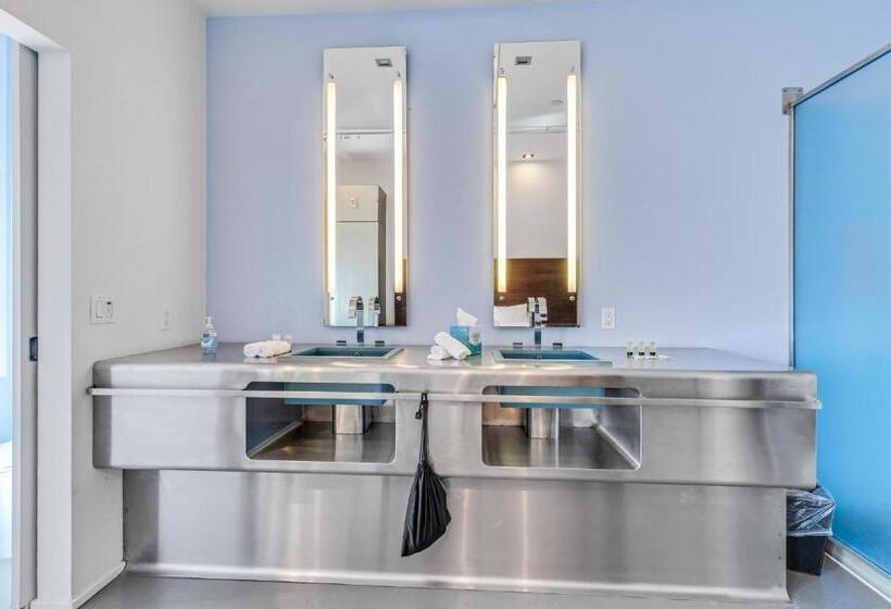 带1个卧室的豪华公寓, Keating