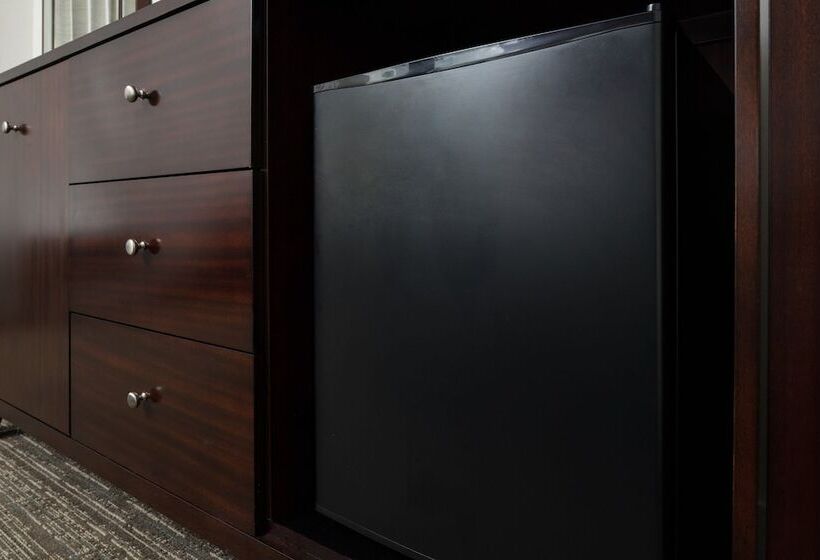 Номер Классика Двуспальная Кровать, The Westin Washington National Harbor