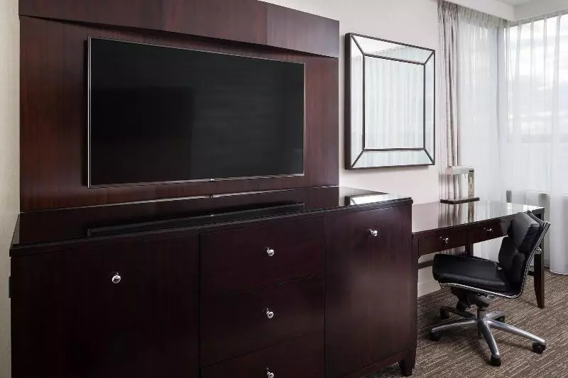 Standard-huone King-vuode, The Westin Washington National Harbor