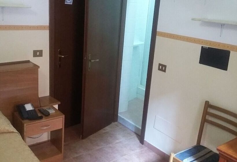 اتاق استاندارد یک نفره, Washington