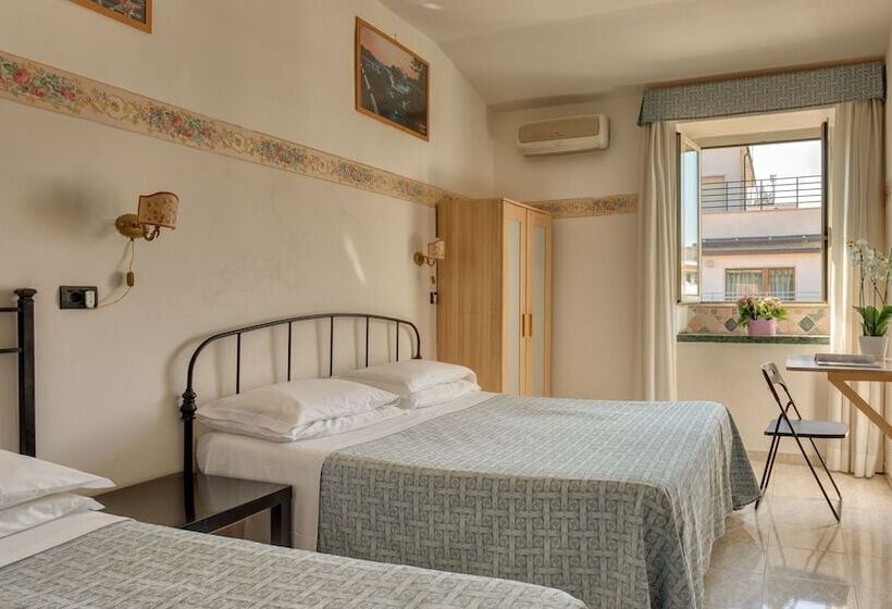 اتاق استاندارد سه نفره, Washington