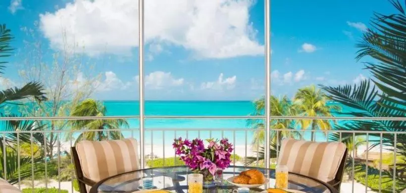 سوییت با چشم‌انداز دریا, The Tuscany On Grace Bay