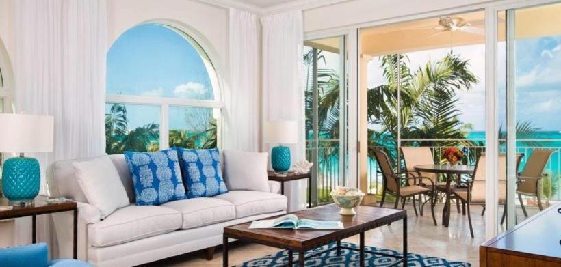 2 Bedrooms Suite Sea View, The Tuscany On Grace Bay