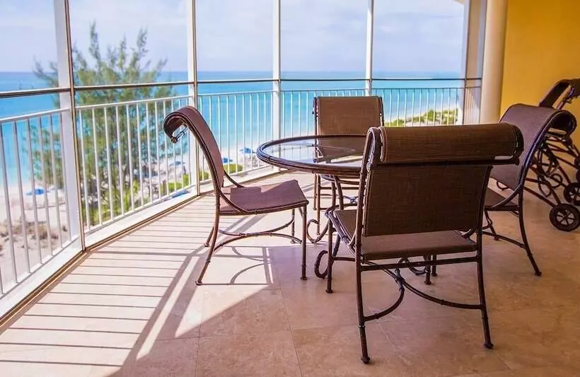 2 Bedrooms Suite Sea View, The Tuscany On Grace Bay