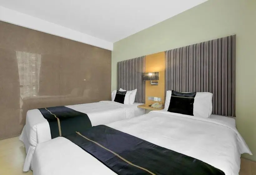 スーペリアファミリールーム, Empire Hotel Subang