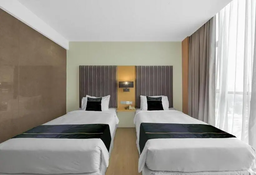 スーペリアファミリールーム, Empire Hotel Subang