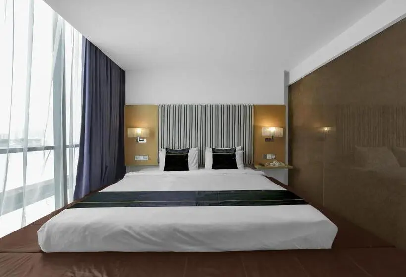 エクゼクティブスイート, Empire Hotel Subang