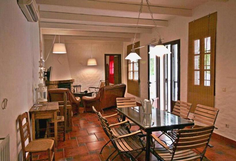 منزل غرفتين نوم, Casas Rurales Los Algarrobales