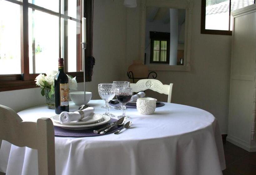 غرفة قياسية, Casas Rurales Los Algarrobales