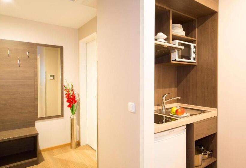 Апартаменты 2 Спальни, Koos Hotel&apartments   City Apart