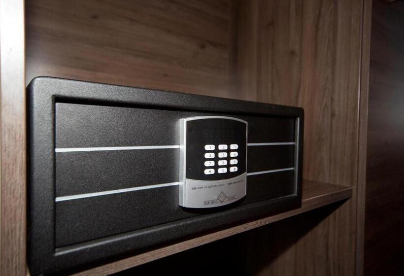 침실 4개 아파트, Koos Hotel&Apartments City Apart