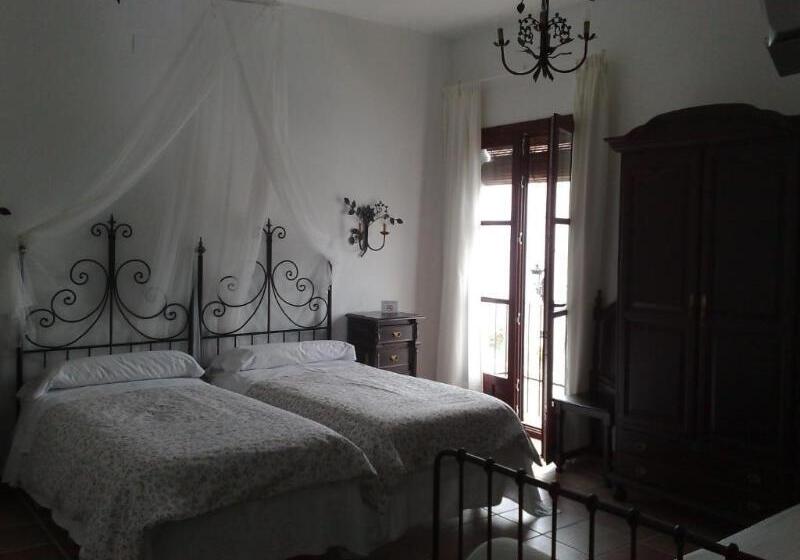 חדר סטנדרט לשלושה, Hacienda Olontigi