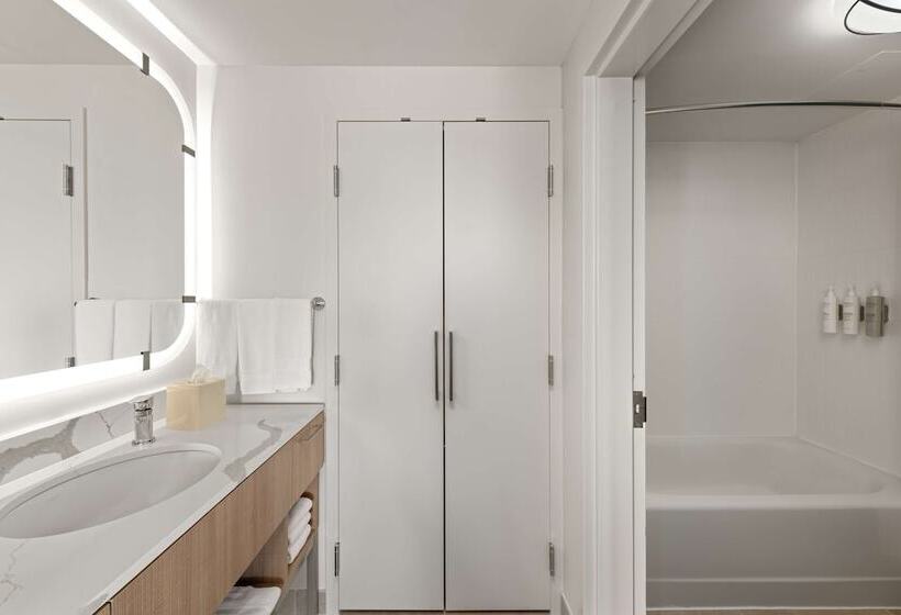 جناح, Homewood Suites West Palm Beach