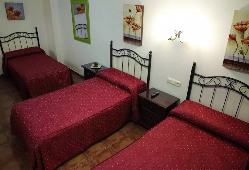 スタンダードトリプルルーム, Hostal Palomares