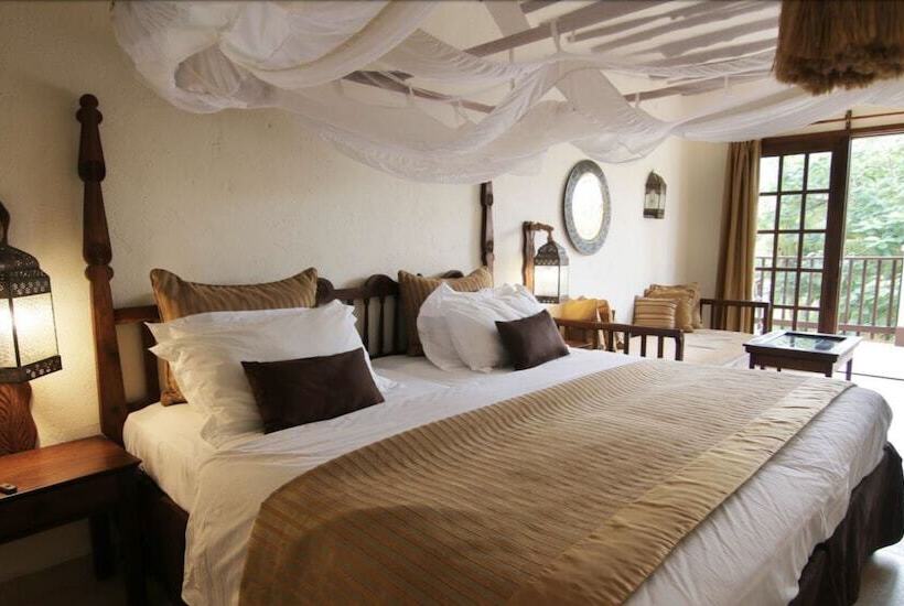سوییت, Breezes Beach Club And Spa