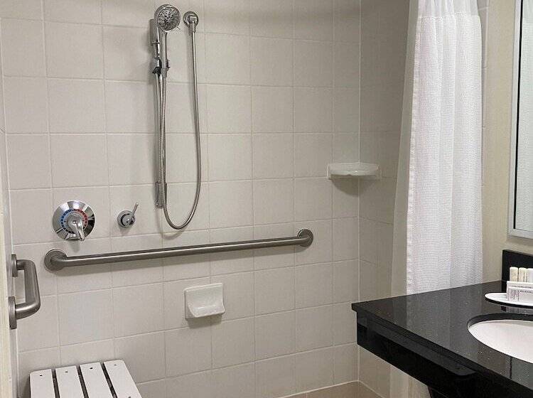 带2个双人床的标准工作室, Fairfield Inn & Suites Fort Lauderdale Airport & Cruise Port