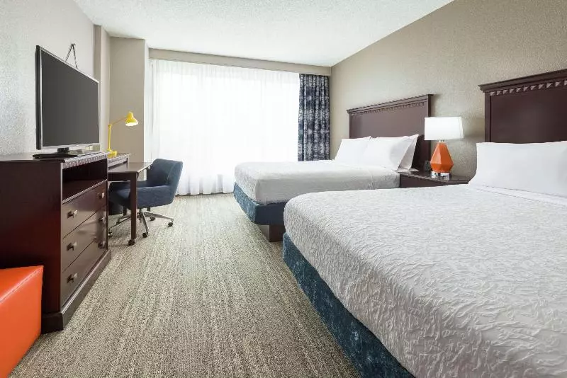 スタンダードルーム, Hampton Inn & Suites National Harbor   Alexandria Area