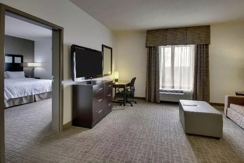 キングサイズベッドのスイートルーム, Hampton Inn & Suites Shreveport/south