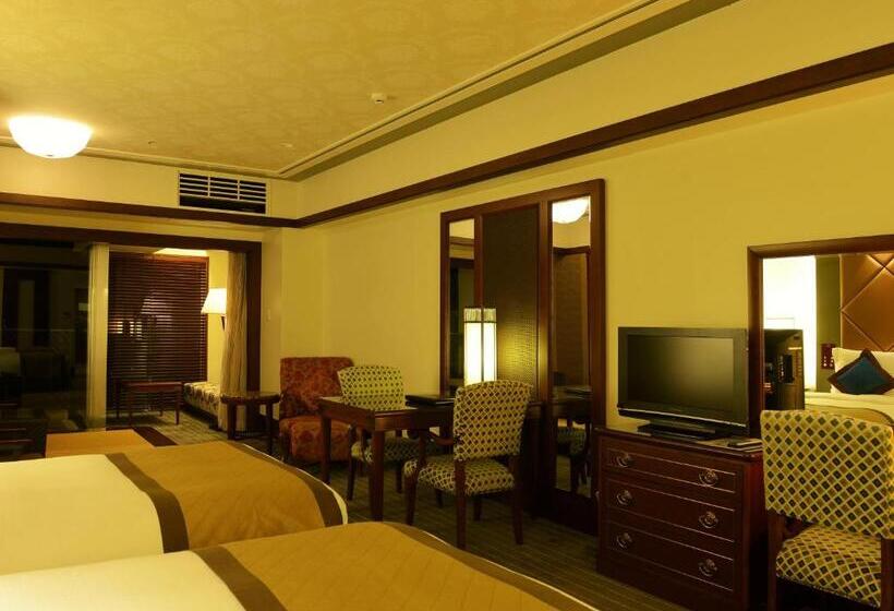 高品质的四人房间, Okinawa Kariyushi Resort Exes Onna