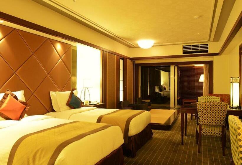 高品质的四人房间, Okinawa Kariyushi Resort Exes Onna