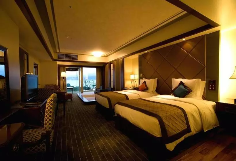 プレミアムトリプルルーム, Okinawa Kariyushi Resort Exes Onna