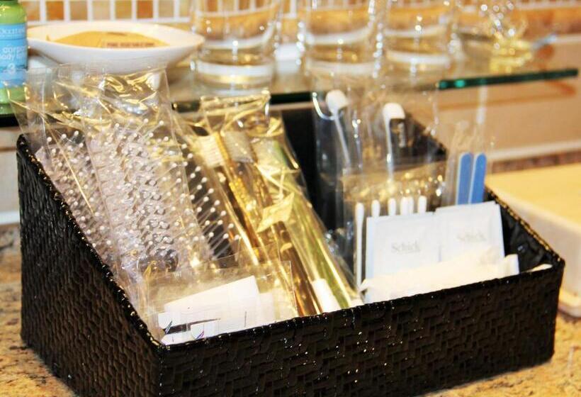 高品质的四人房间, Okinawa Kariyushi Resort Exes Onna