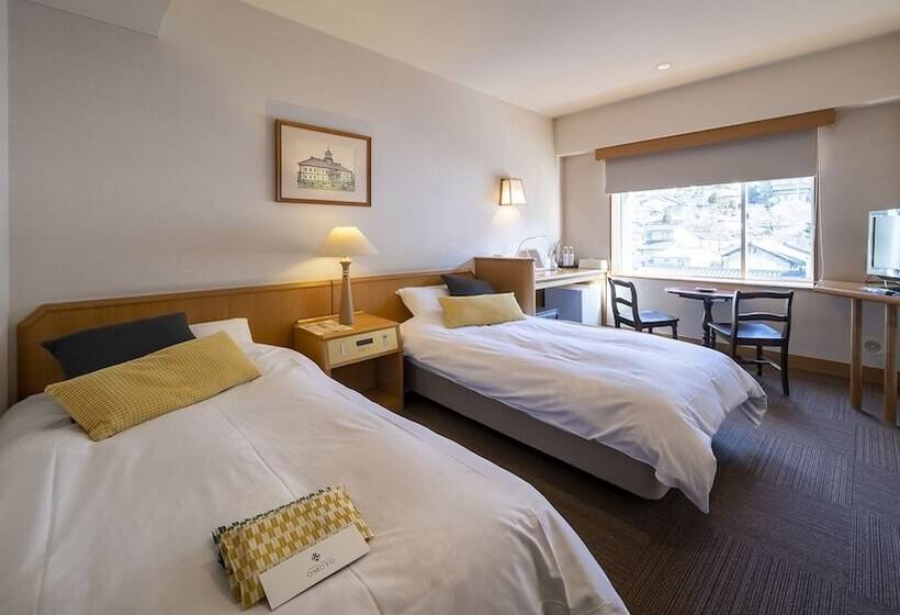 اتاق استاندارد, Onsen Hotel Omoto