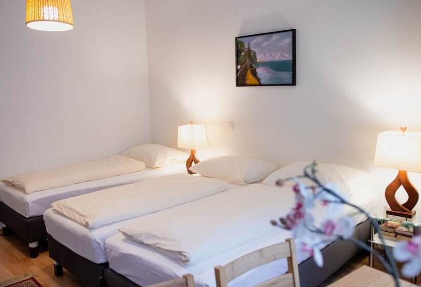 اتاق استاندارد سه نفره, Pension Hotel Mariahilf