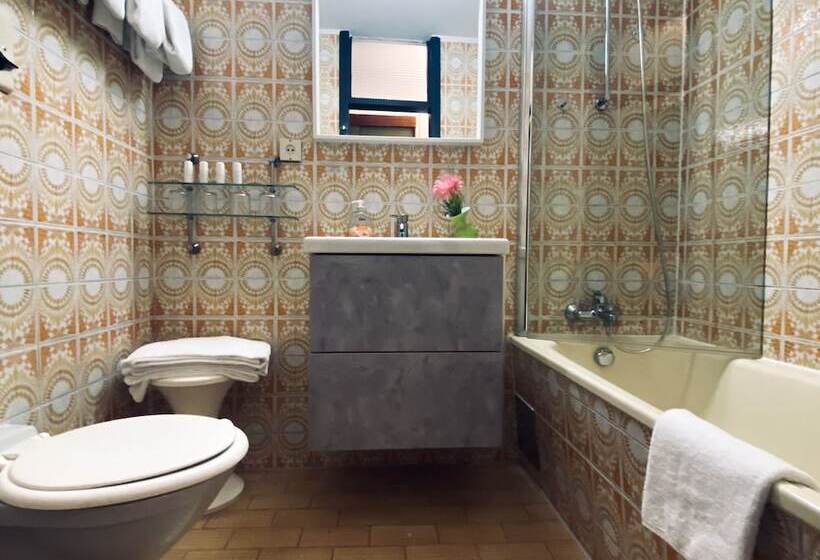 اتاق استاندارد چهار تخته, Pension Hotel Mariahilf