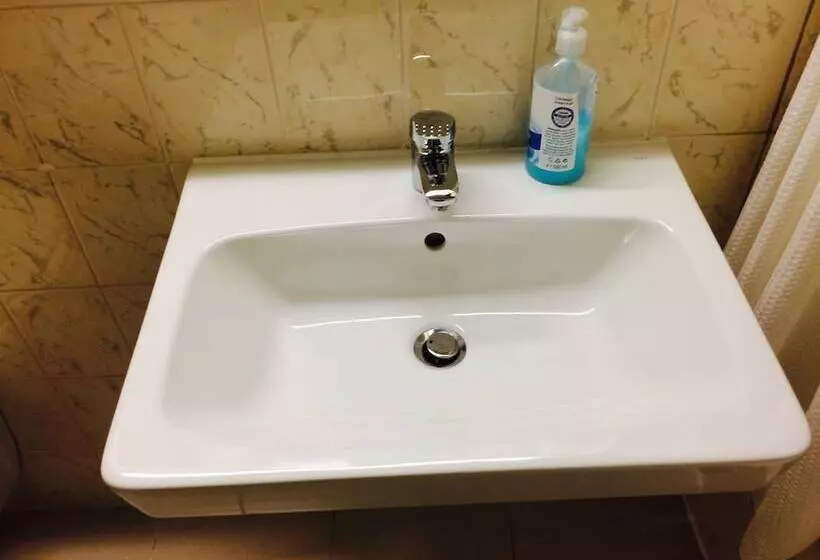 آپارتمان 2 خوابه, Pension Hotel Mariahilf
