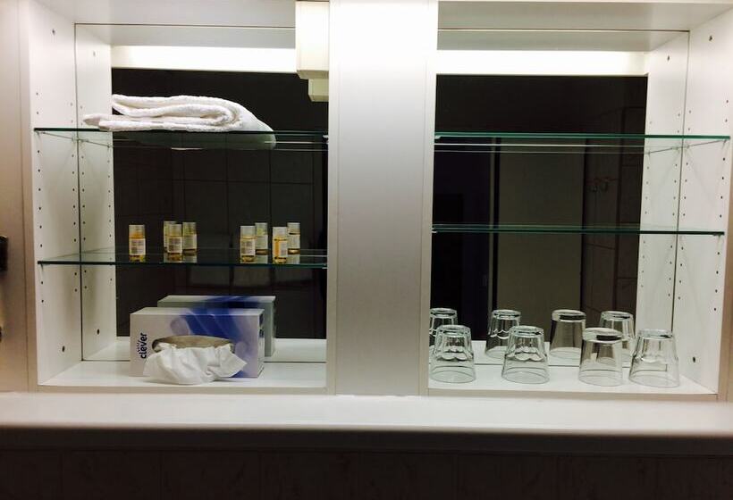 آپارتمان 2 خوابه, Pension Hotel Mariahilf