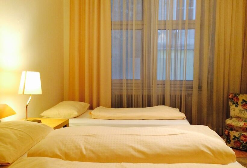 آپارتمان 2 خوابه, Pension Hotel Mariahilf