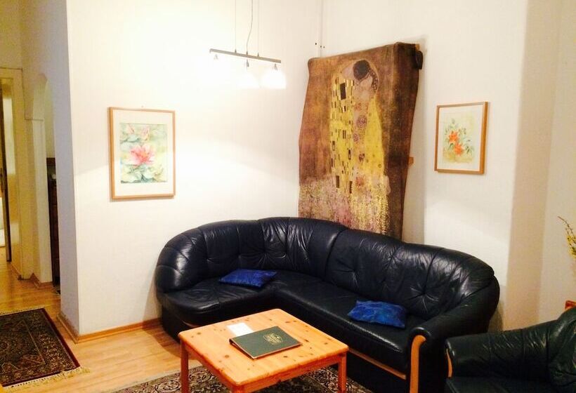 آپارتمان 2 خوابه, Pension Hotel Mariahilf