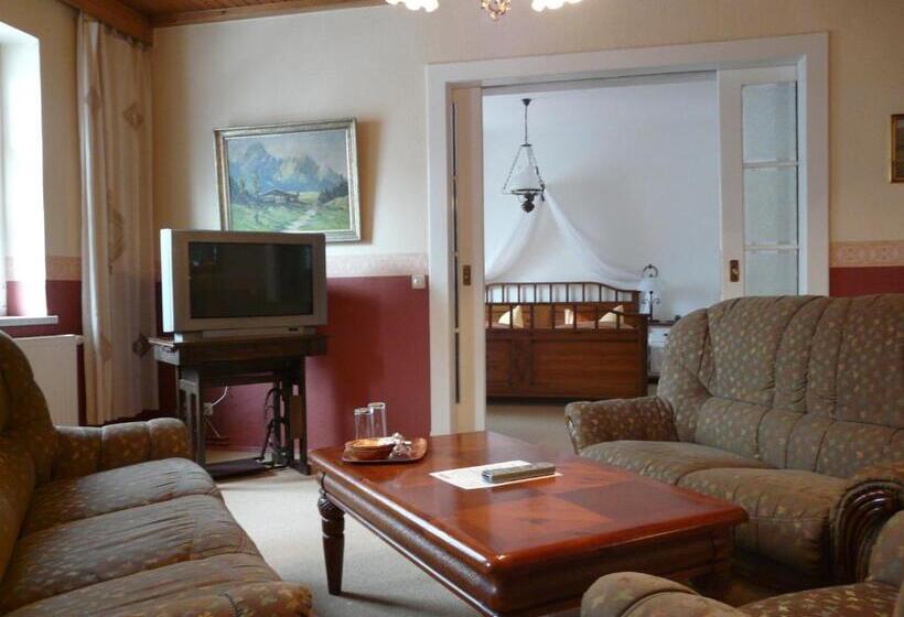 スイート, Pension Wegerich