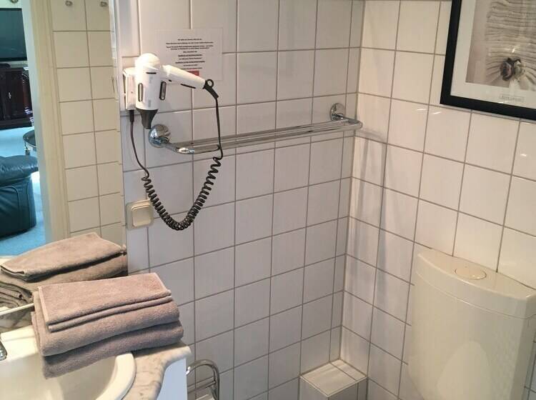 スイート, Pension Wegerich