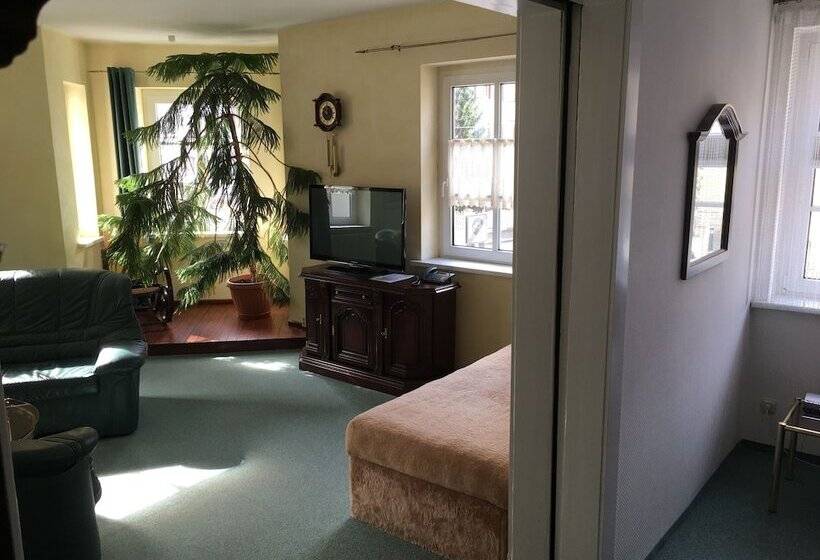 スイート, Pension Wegerich