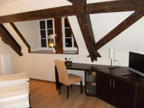 Standard Yhden Hengen Huone, Restaurant ölmühle